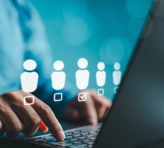 V Česku chyb&iacute; ve firm&aacute;ch tis&iacute;ce expertů na kyberbezpečnost. Jak to ře&scaron;it?