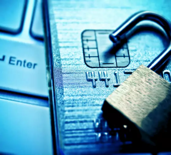 Jak&yacute; je nejn&aacute;kladněj&scaron;&iacute; typ kyberzločinu? Podvržen&yacute; e-mail od &scaron;&eacute;fa