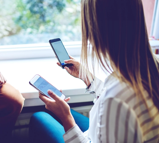 Kdo m&aacute; bezpečněj&scaron;&iacute; operačn&iacute; syst&eacute;m? Srovn&aacute;n&iacute; mobilů s iOS a Androidem