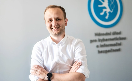 Kyberzákon není restrikce, ale pomocná ruka, říká šéf NÚKIBu Lukáš Kintr