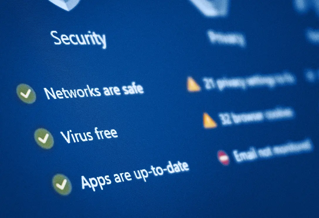 Secure by Design v praxi: Co si ověřit před n&aacute;kupem firemn&iacute;ho softwaru
