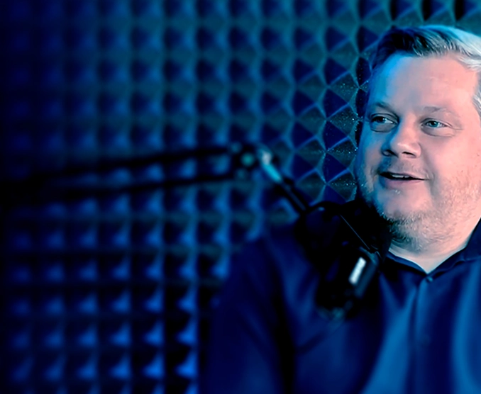 Ot&aacute;zka kyberbezpečnosti v souvislosti s IoT je naprosto neodmysliteln&aacute;, ř&iacute;k&aacute; Roman Bac&iacute;k v O2 CyberCast #1