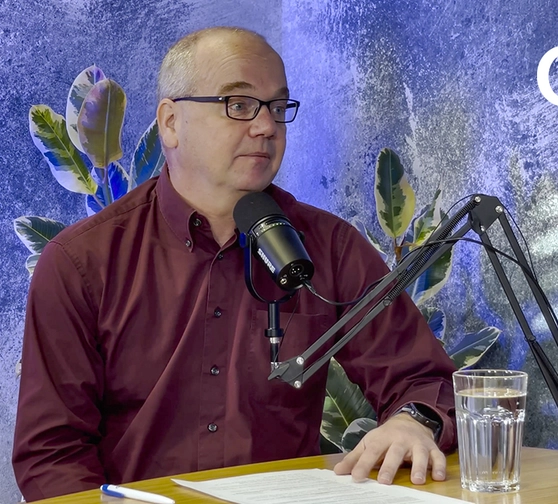 O2 CyberCast #6: Jak se bez v&yacute;padku služeb ubr&aacute;nit masivn&iacute;mu DDoS &uacute;toku